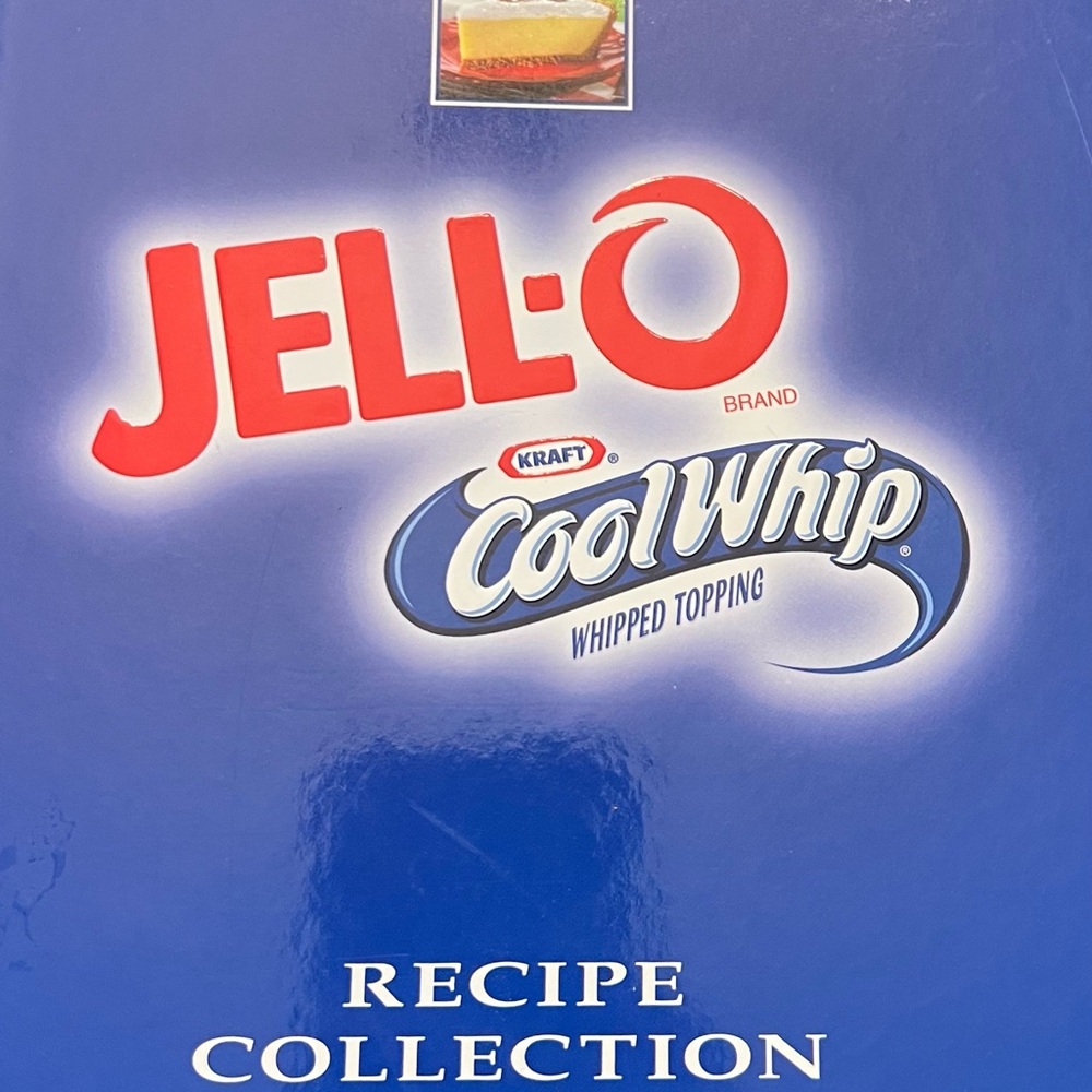 Jell-O Cool‎ Whip Recipe Collection -3-Ring Binder (2008)
